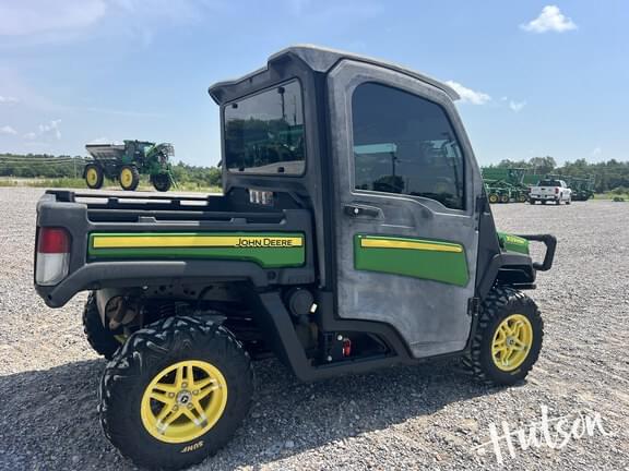Image of John Deere XUV 835M equipment image 1