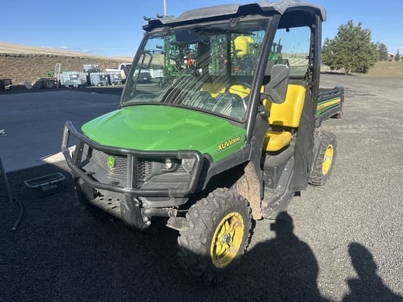 Image of John Deere XUV 835M Primary image