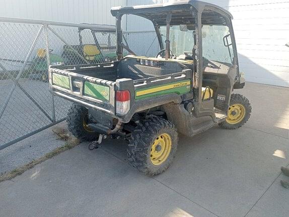 Image of John Deere XUV 835M equipment image 3