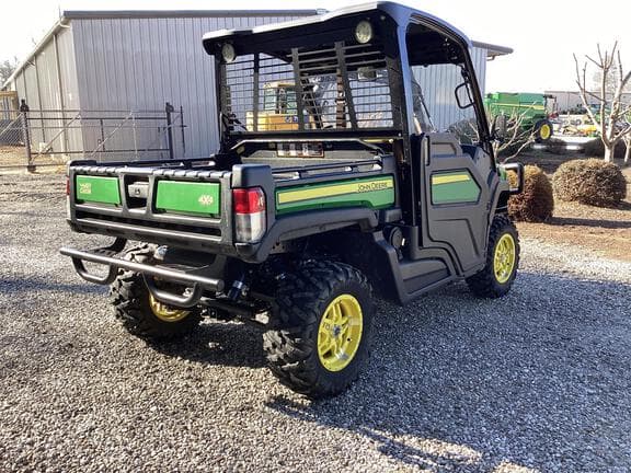 Image of John Deere XUV 835M equipment image 3