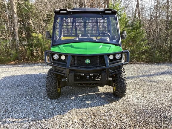 Image of John Deere XUV 835M equipment image 1
