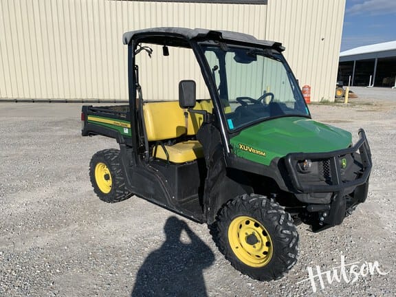2020 John Deere XUV 835M Equipment Image0