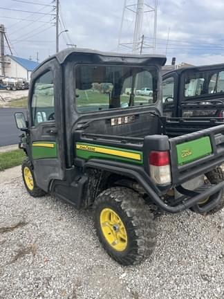 Image of John Deere XUV 835M equipment image 1