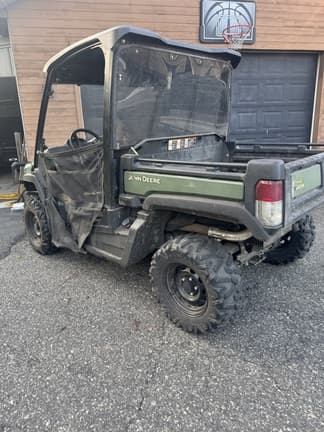 Image of John Deere XUV 835M equipment image 2
