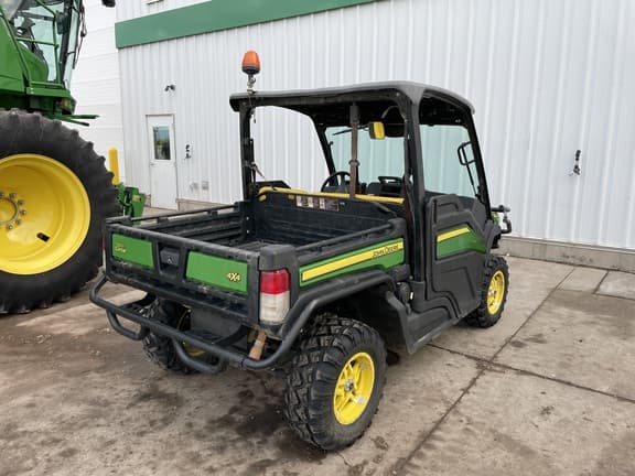 Image of John Deere XUV 835M equipment image 4