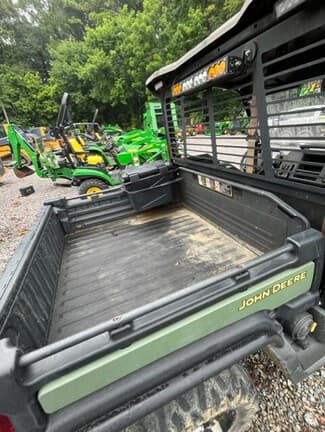 Image of John Deere XUV 835M equipment image 4