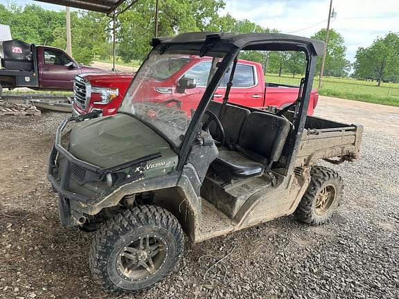Image of John Deere XUV 835M Primary image