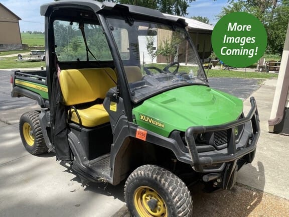 2020 John Deere XUV 835M Equipment Image0