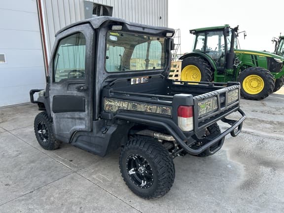 Image of John Deere XUV 835R equipment image 4
