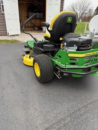 Image of John Deere Z335E equipment image 3