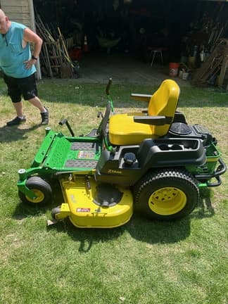 Image of John Deere Z540R equipment image 2