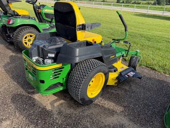 Image of John Deere Z540R equipment image 2