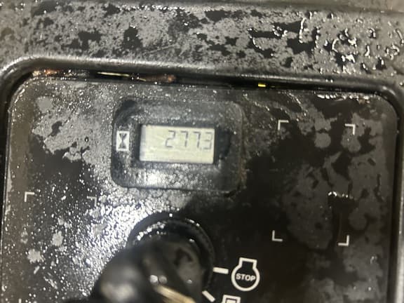 Image of John Deere Z540R equipment image 4