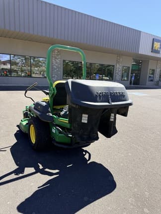 Image of John Deere Z720E equipment image 1