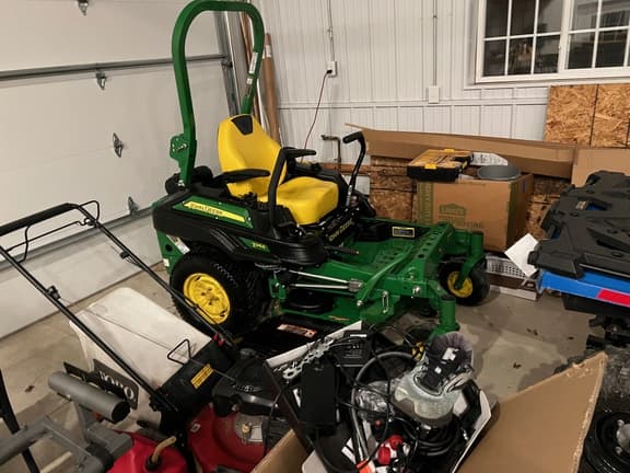 Image of John Deere Z915E equipment image 2