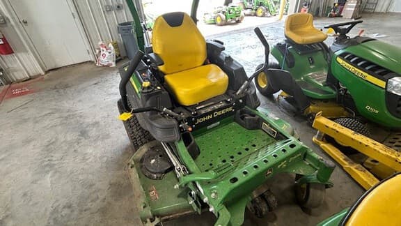 Image of John Deere Z915E equipment image 1