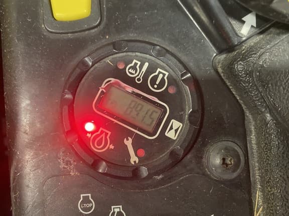 Image of John Deere Z930M equipment image 1