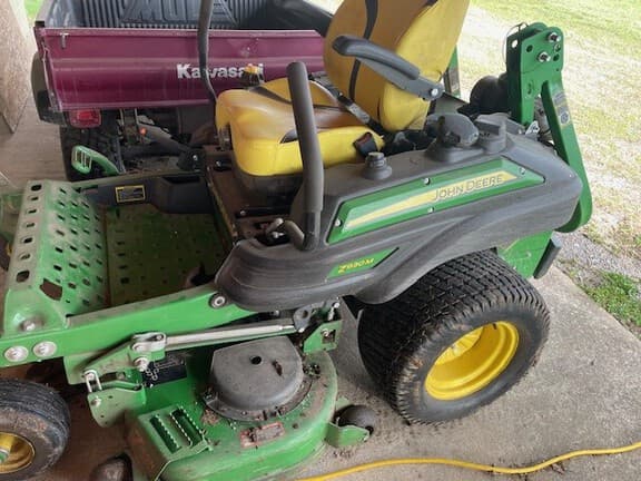 Image of John Deere Z930M Primary image