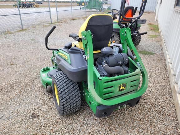 Image of John Deere Z930M equipment image 3