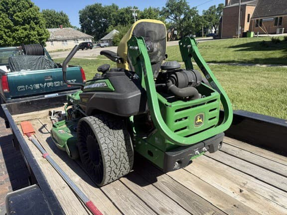 Image of John Deere Z950M equipment image 4