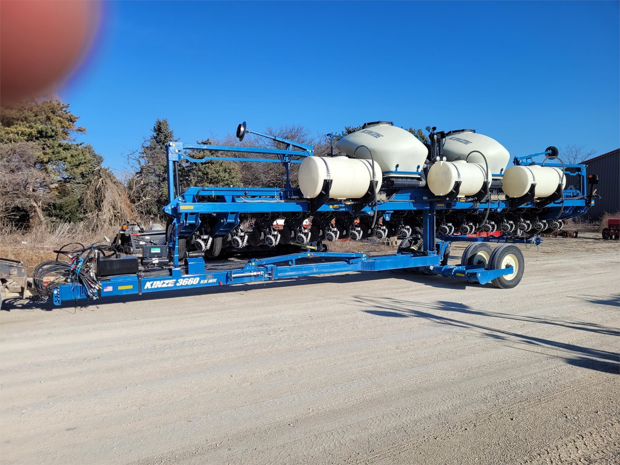 2020 Kinze 3660 Equipment Image0
