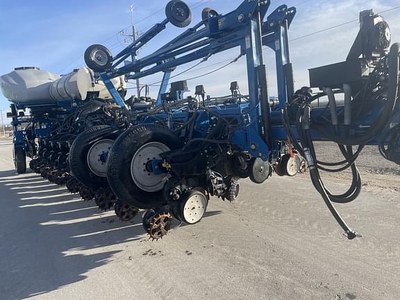 Image of Kinze 4900 Primary image