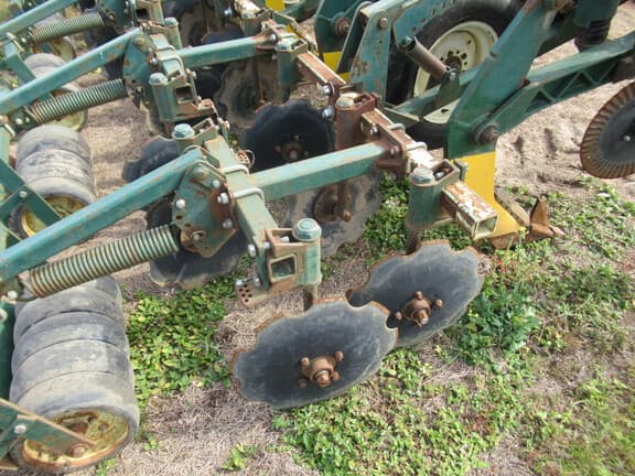 Image of KMC 6700 equipment image 3