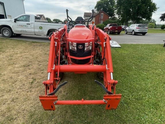 Image of Kubota L6060 equipment image 3