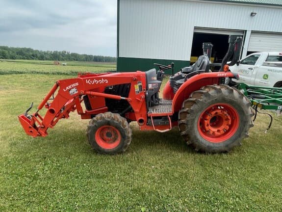 Image of Kubota L6060 equipment image 1