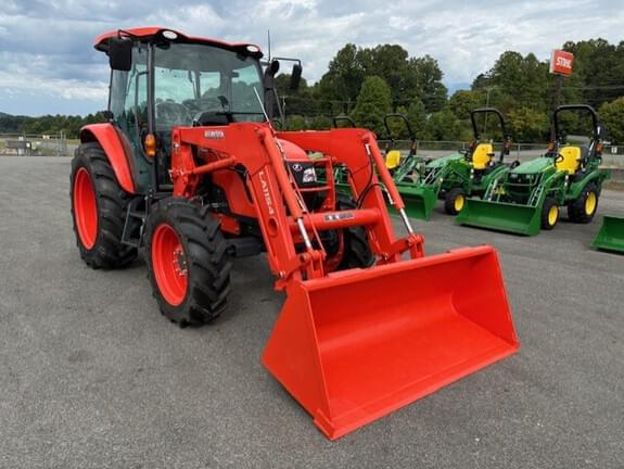 Image of Kubota M4-071 equipment image 3