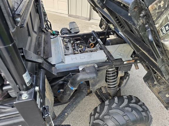 Image of Kubota RTV-XG850 equipment image 2
