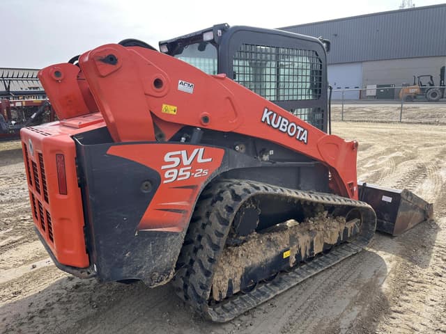 Image of Kubota SVL95-2S equipment image 3