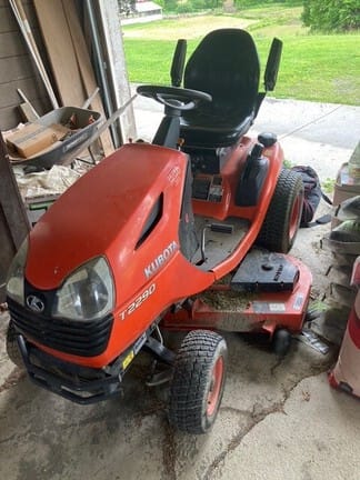 2020 Kubota T2290 Equipment Image0