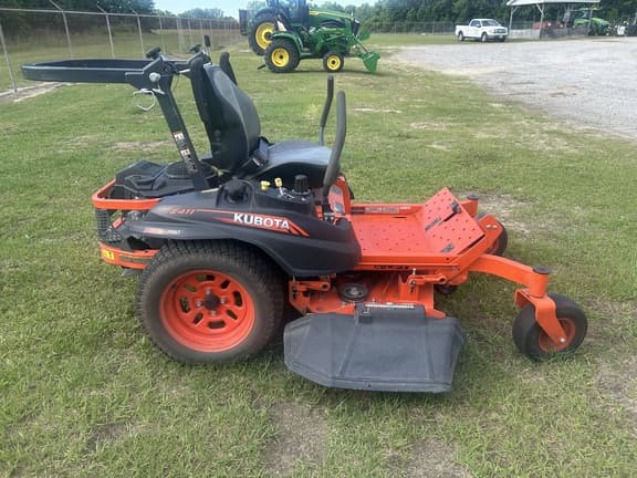 Image of Kubota Z411KW equipment image 4