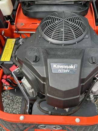Image of Kubota Z422KWT equipment image 4