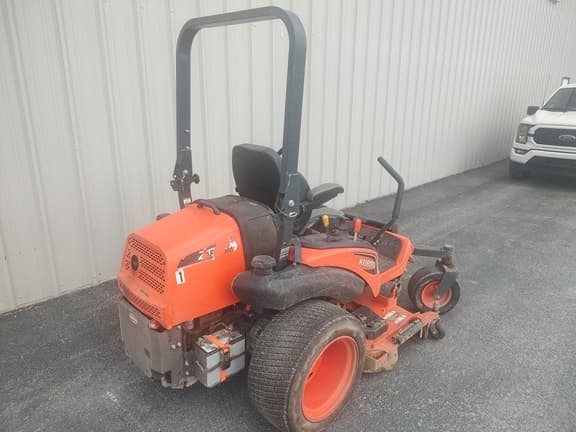 Image of Kubota ZD1211 equipment image 2