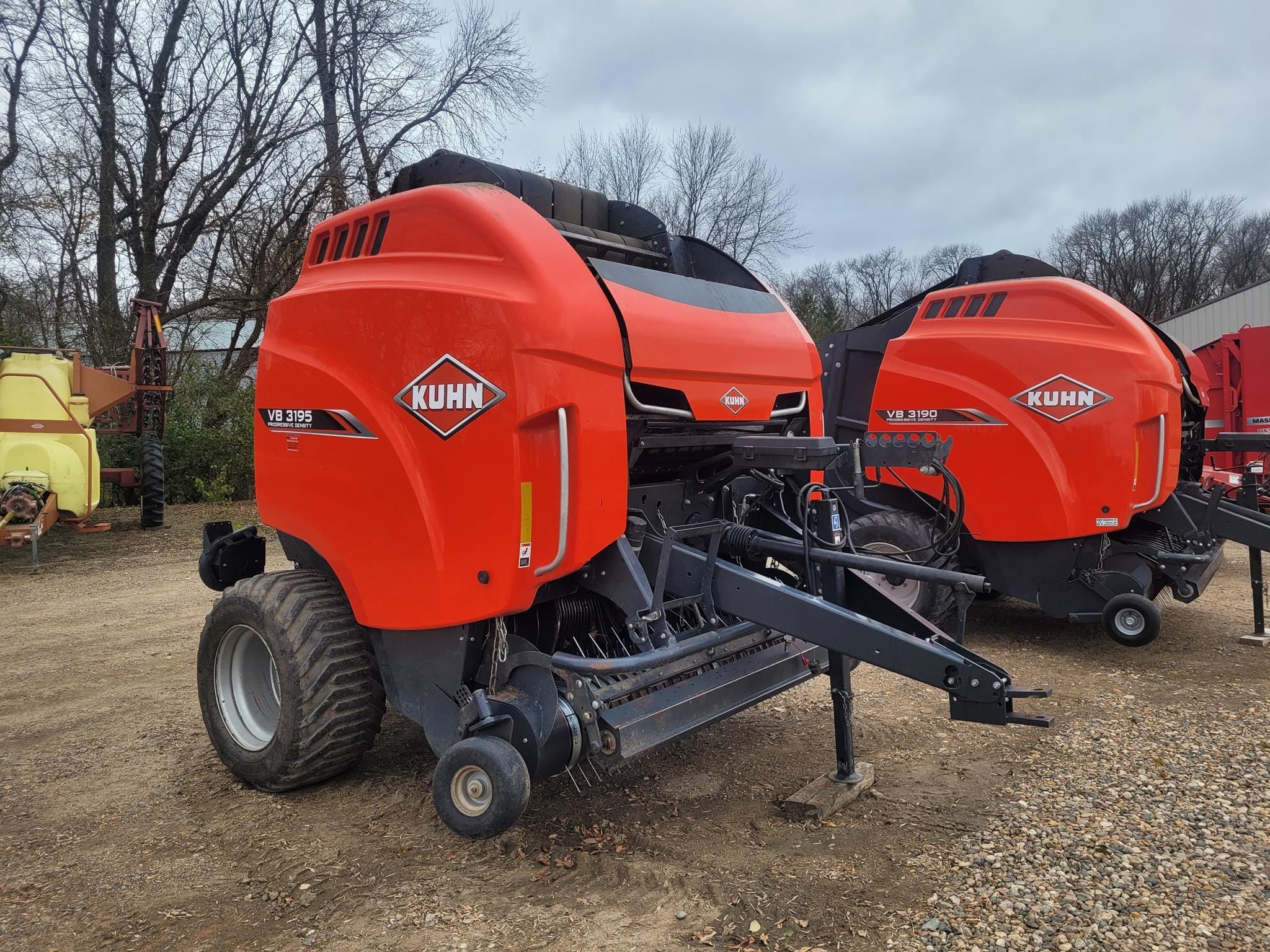 2020 Kuhn VB3195 Equipment Image0