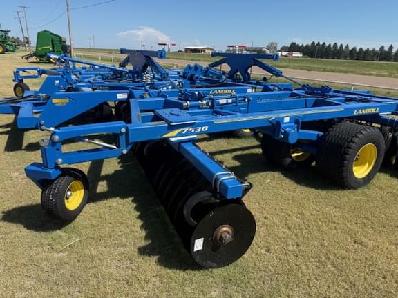 Image of Landoll 7530 equipment image 3