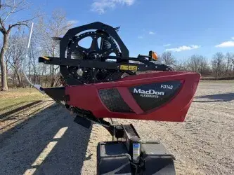 Image of MacDon FD140 equipment image 1