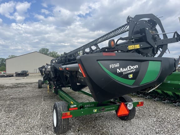 2020 MacDon FD140 Equipment Image0