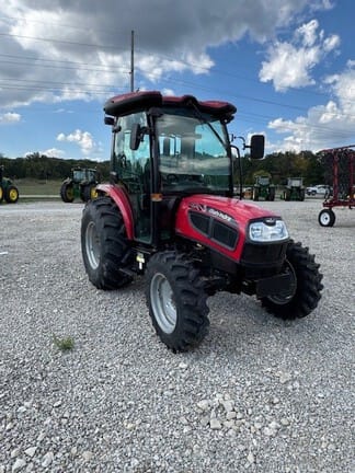 2020 Mahindra 3650 Equipment Image0