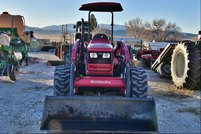 Image of Mahindra 6075 equipment image 2