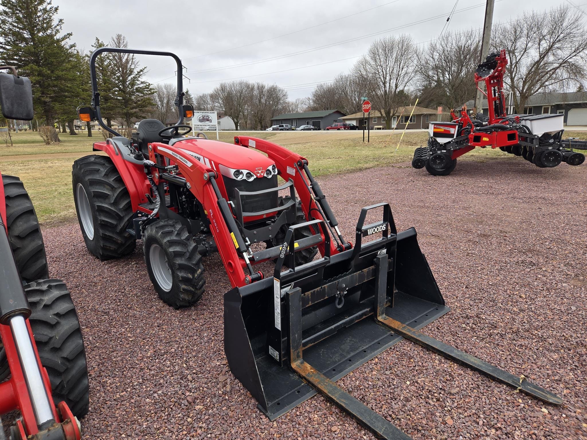 2020 Massey Ferguson 1760M Equipment Image0