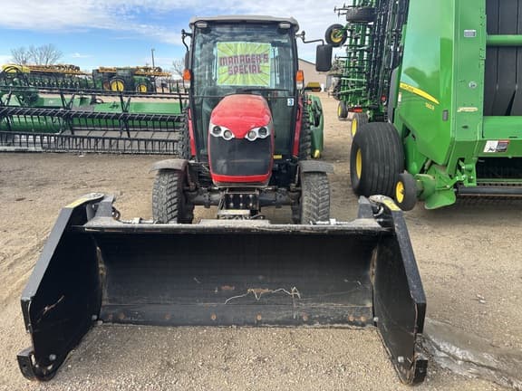 Image of Massey Ferguson 1760M equipment image 3