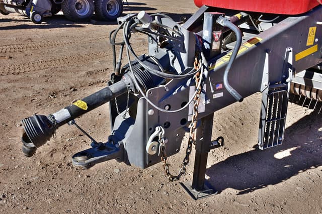 Image of Massey Ferguson 2270 equipment image 3