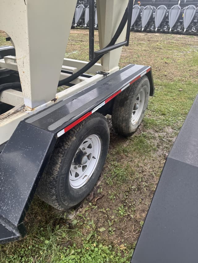 Image of Meridian 240 equipment image 2