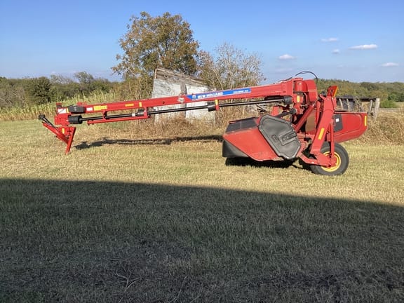 2020 New Holland 313 Equipment Image0