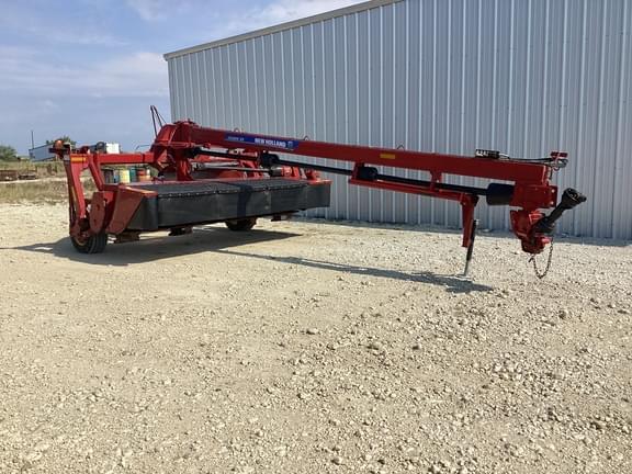 Image of New Holland 313 equipment image 3