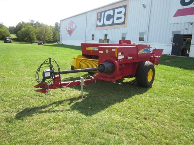 Image of New Holland BC5070 equipment image 2