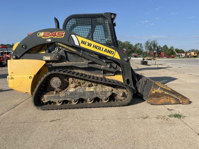 Image of New Holland C245 equipment image 1